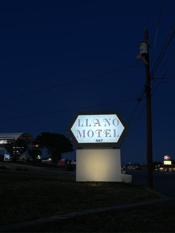 Llano Motel Bagian luar foto
