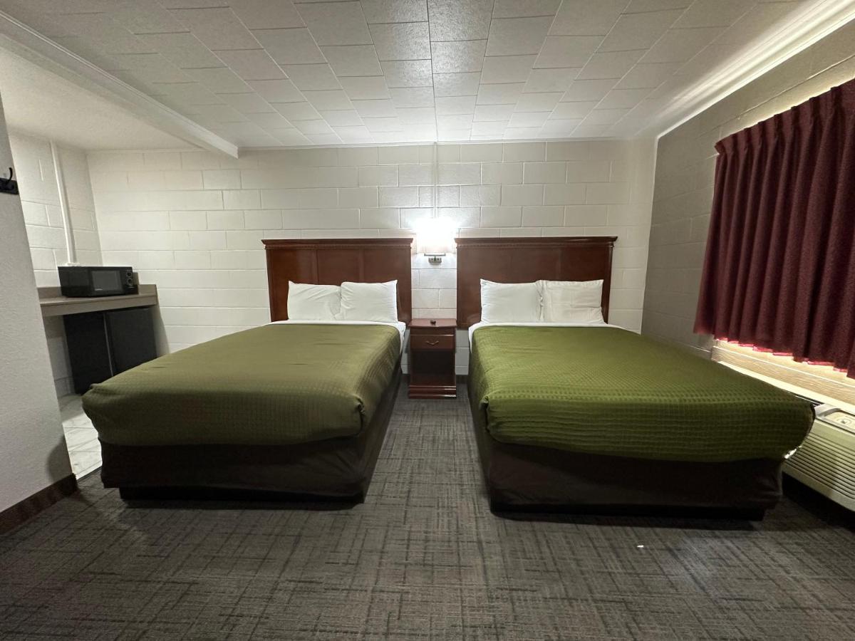 Llano Motel Bagian luar foto