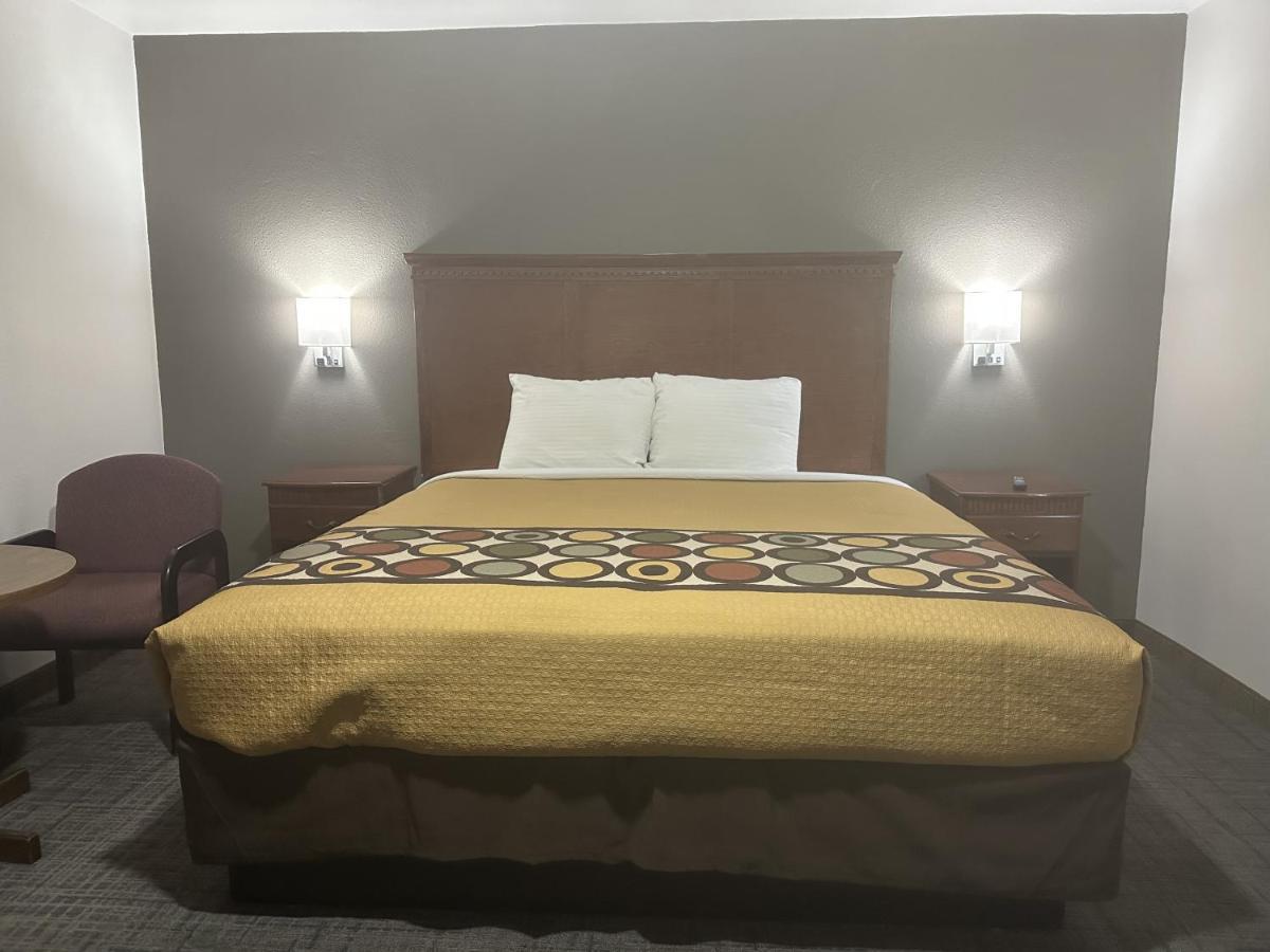 Llano Motel Bagian luar foto