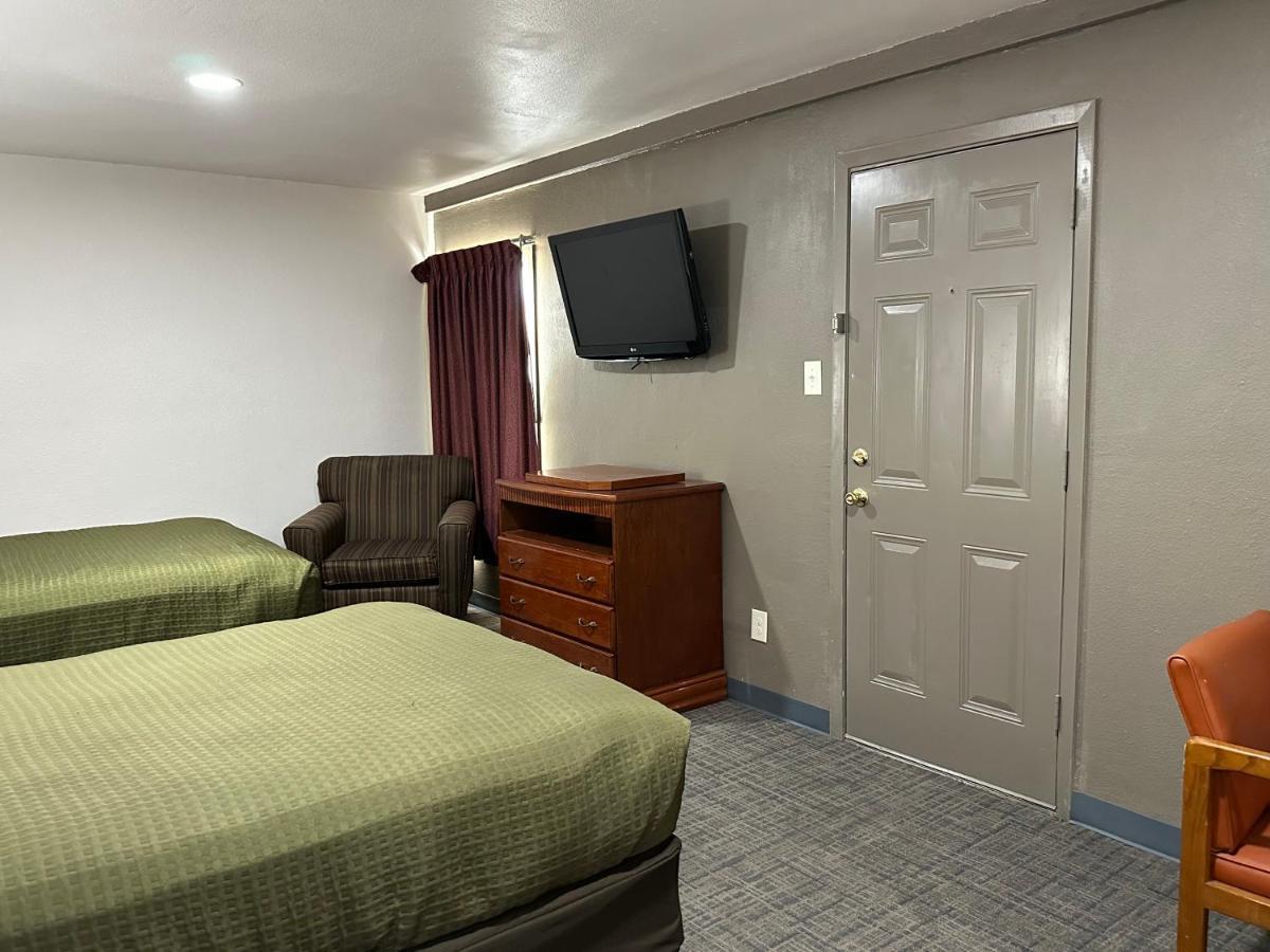 Llano Motel Bagian luar foto